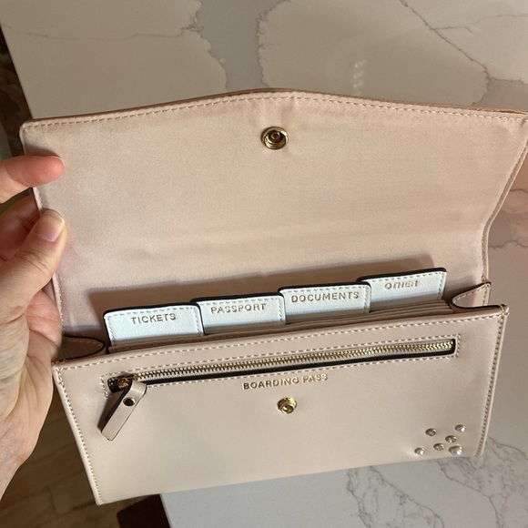 NWOT Aldo Honeymoon Clutch - Picture 2 of 2